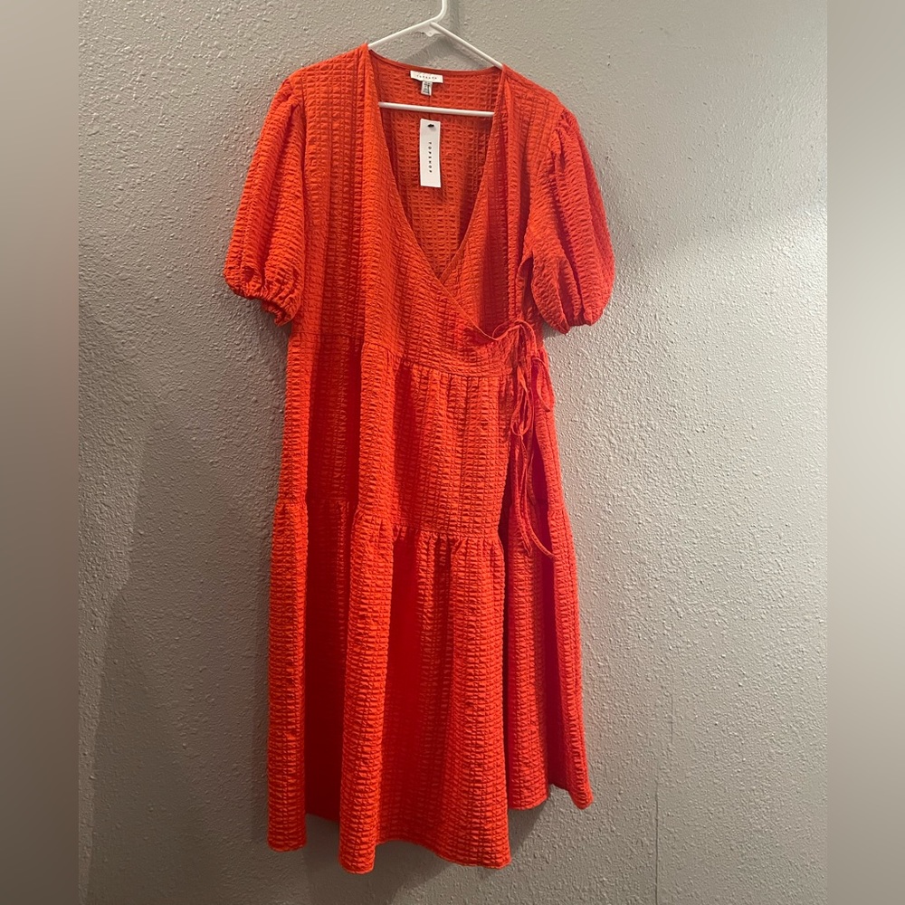 NWT Topshop Textured Puff Sleeve Wrap Dress | Size US 12 | SOLD OUT ONLINE